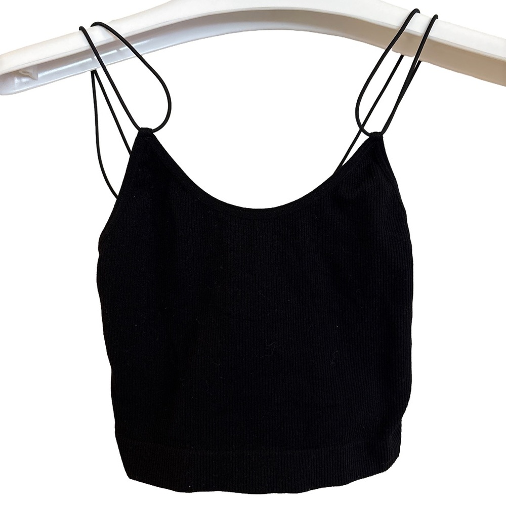 Women’s Black Strappy Ribbed Crop Top